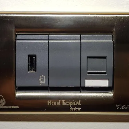 Tropical 3* ليدو دي يسولو