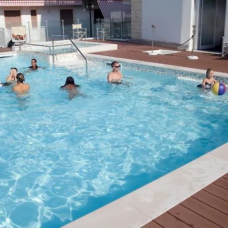 Tropical Szálloda Lido di Jesolo