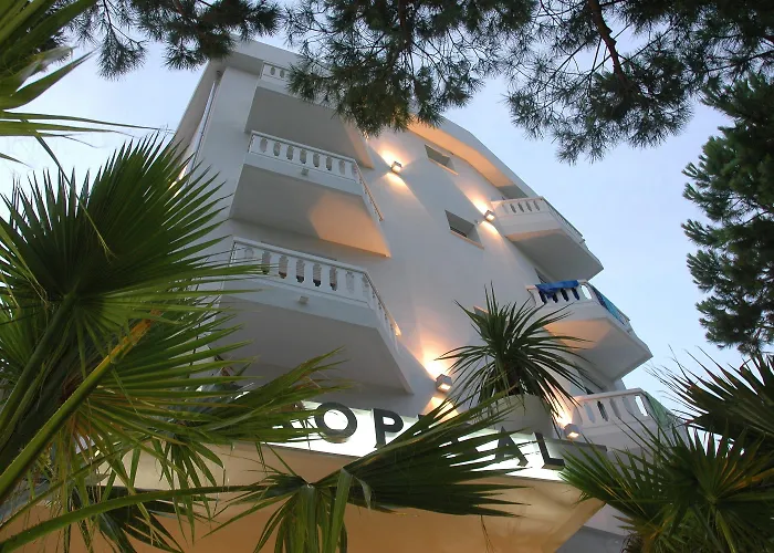 Hotel Tropical