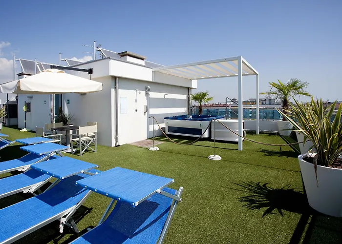 Tropical Hotel 3*