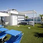 Tropical Отель 3*