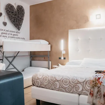 Hotel Tropical 3*