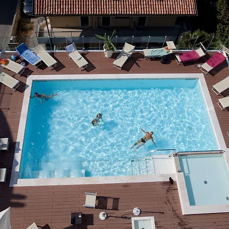 Hotel Tropical 3*