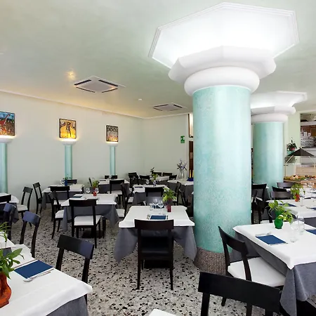 Tropical Hotel